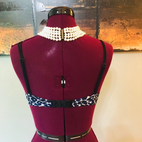 VICTORIA SECRET Very Sexy Push-up 32C - Picture 4 of 7